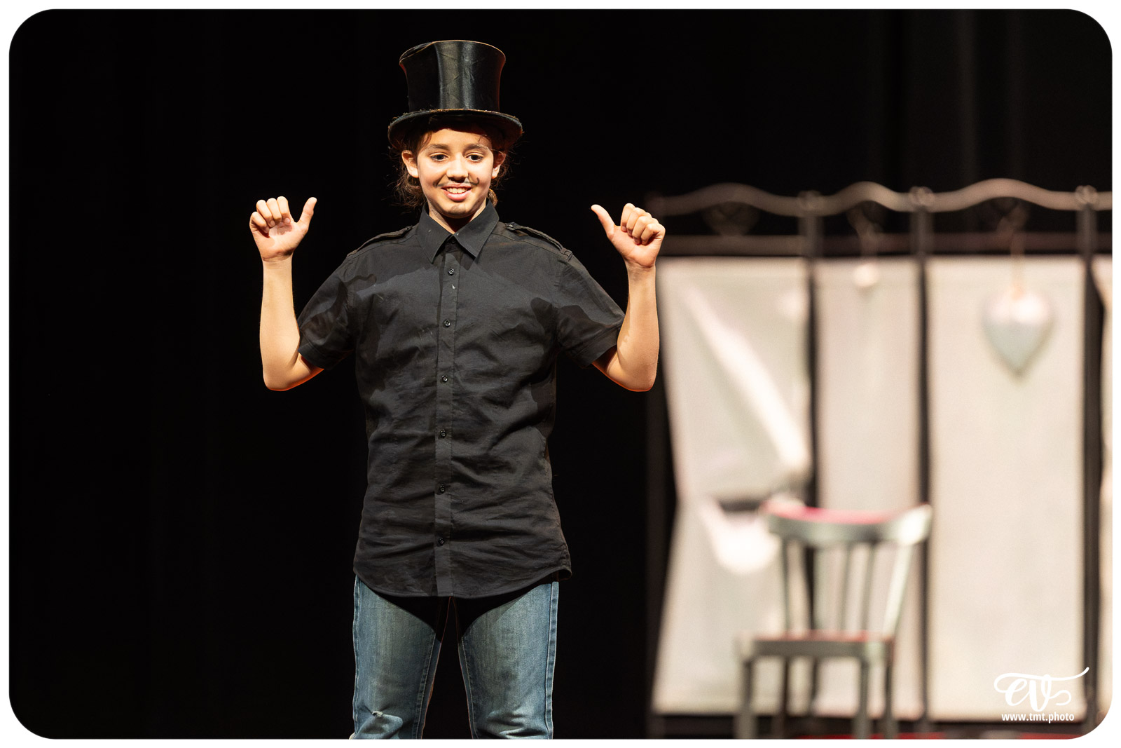 LES FEMMES SAVANTES (ATELIER THÉÂTRE DU COLLÈGE FOCH)